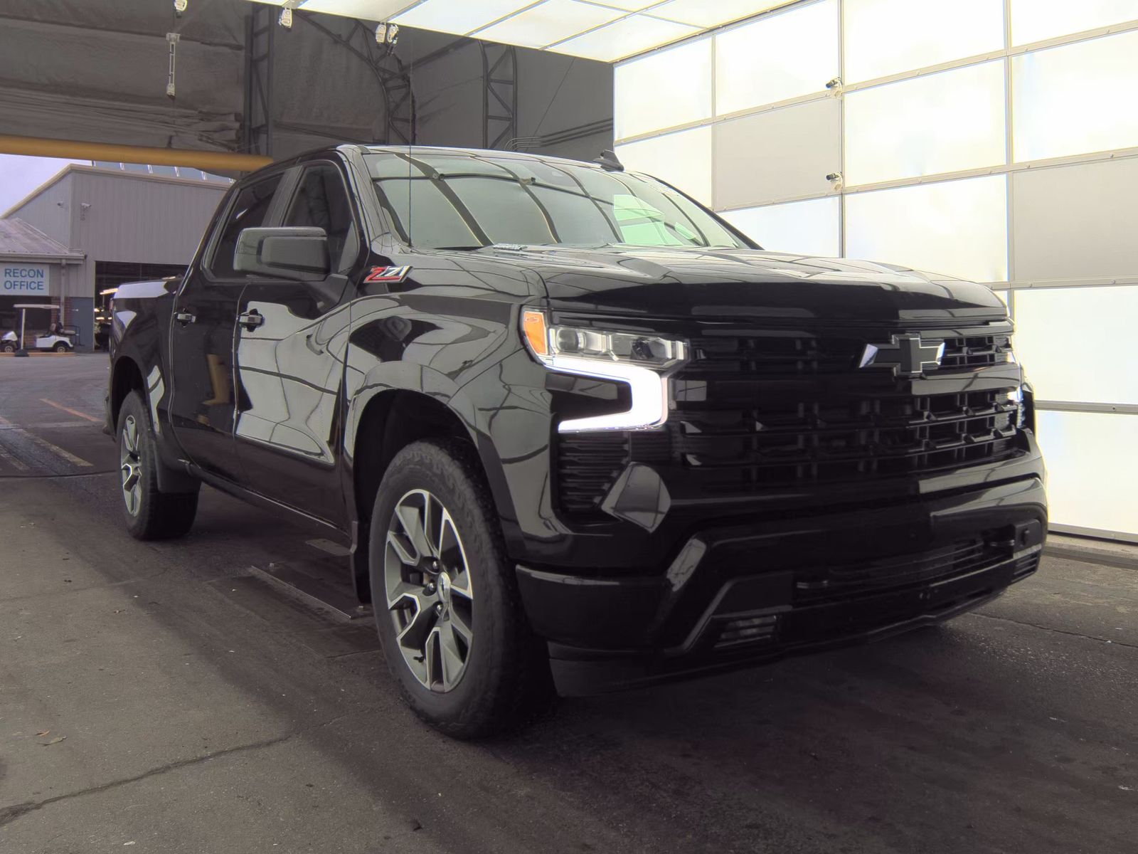 2023 Chevrolet Silverado 1500 RST AWD