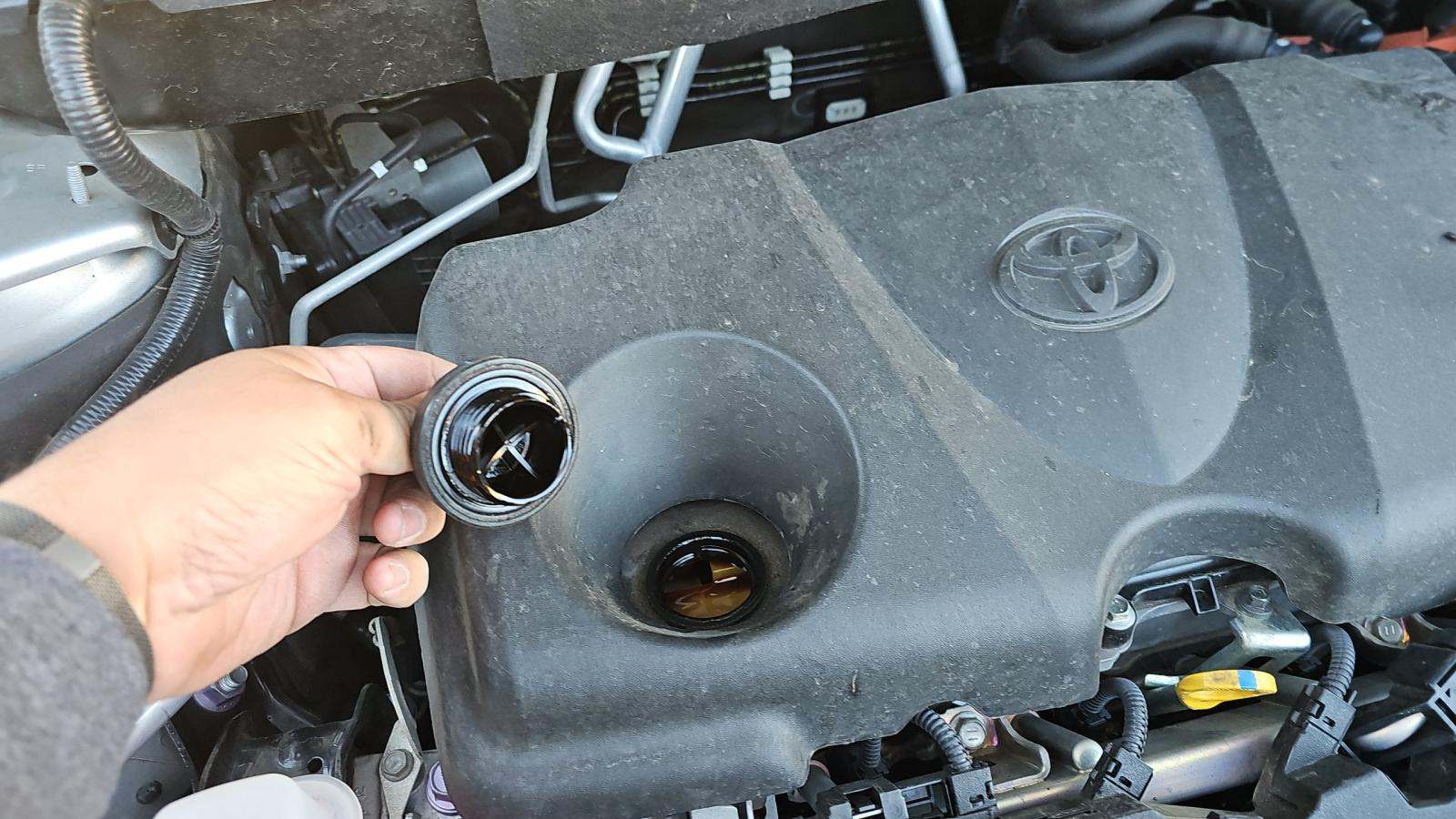 2021 Toyota Highlander Hybrid LE AWD