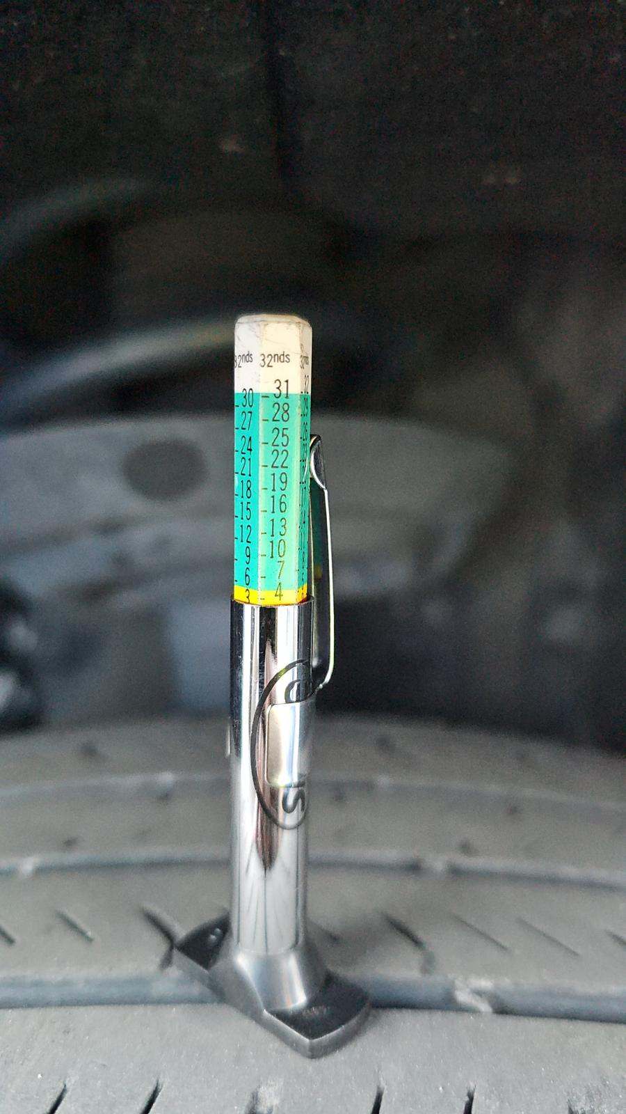 2021 Toyota Highlander Hybrid LE AWD