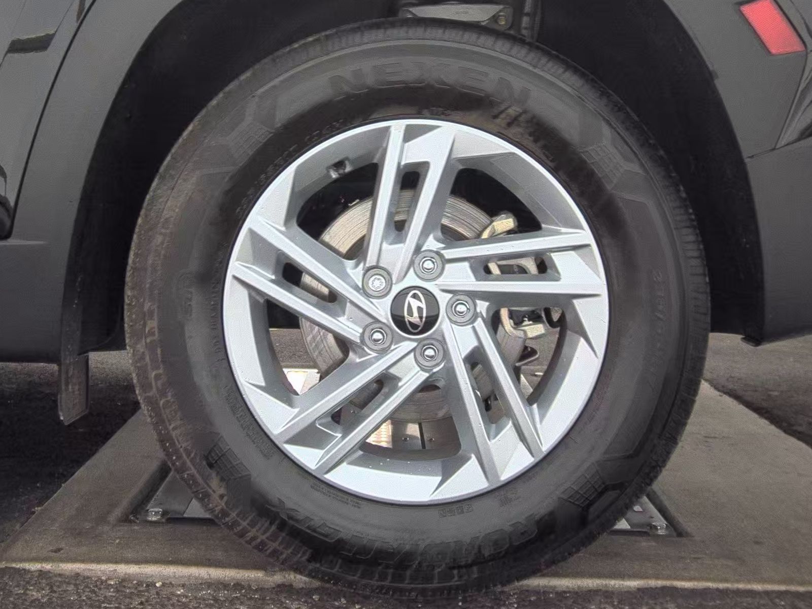 2025 Hyundai Tucson SE FWD