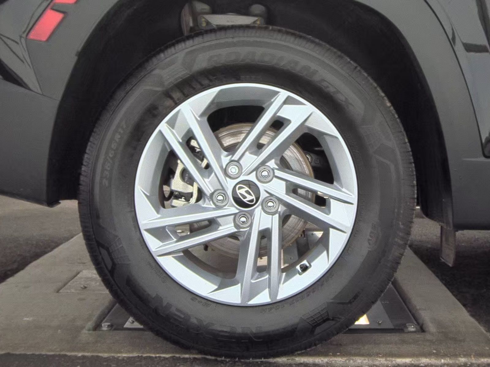 2025 Hyundai Tucson SE FWD