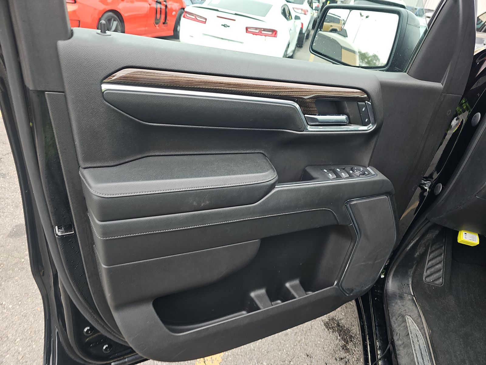 2023 Chevrolet Silverado 1500 RST AWD