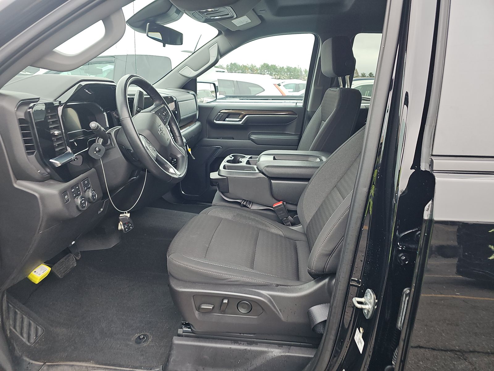 2023 Chevrolet Silverado 1500 RST AWD