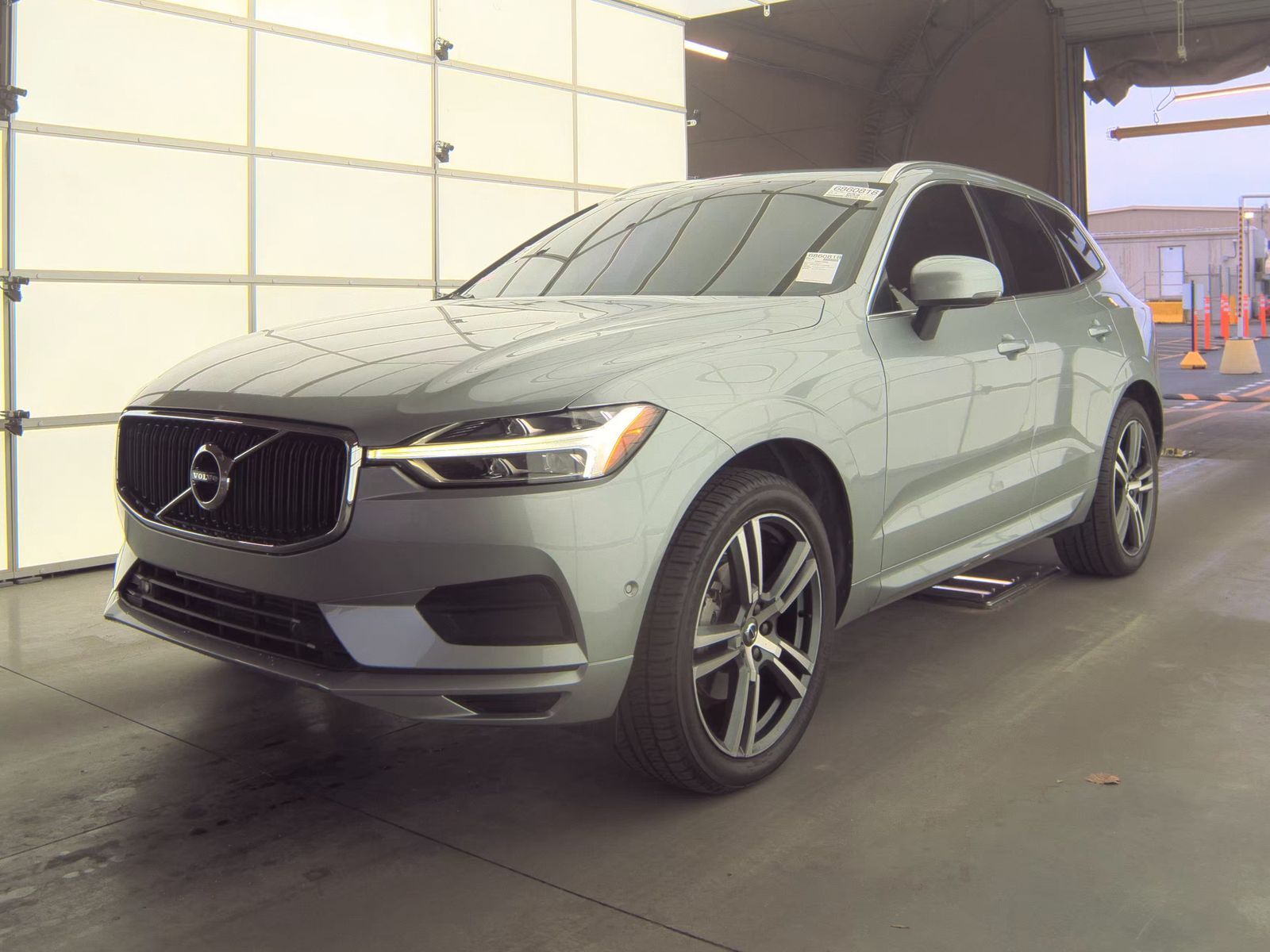 2018 Volvo XC60 T5 Momentum AWD