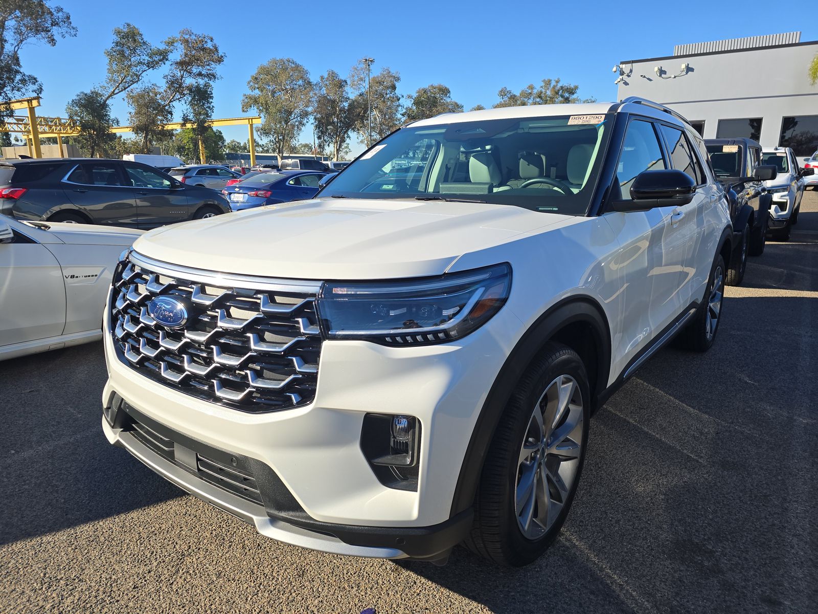 2025 Ford Explorer Platinum AWD