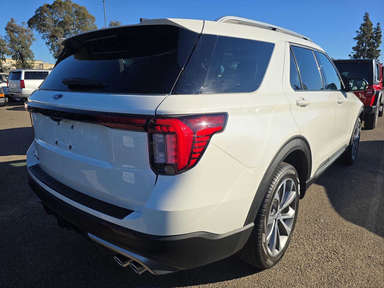 2025 Ford Explorer Platinum AWD