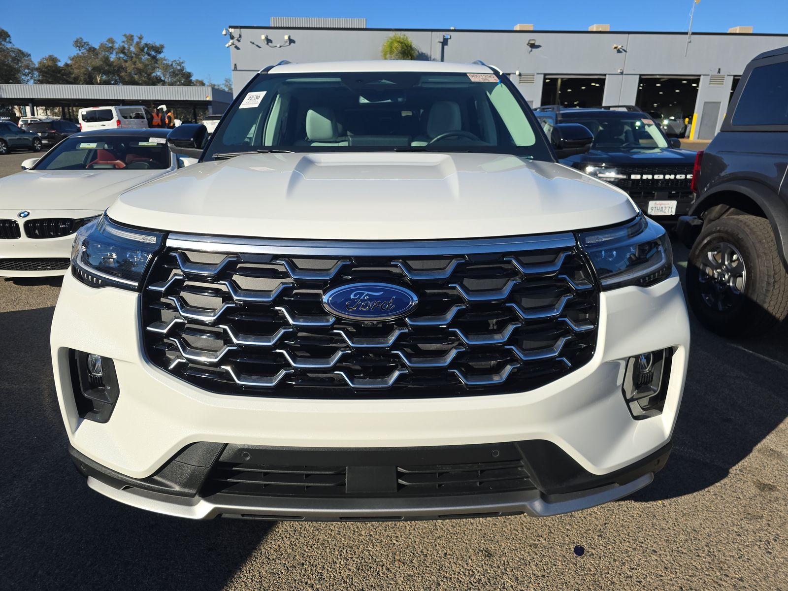 2025 Ford Explorer Platinum AWD