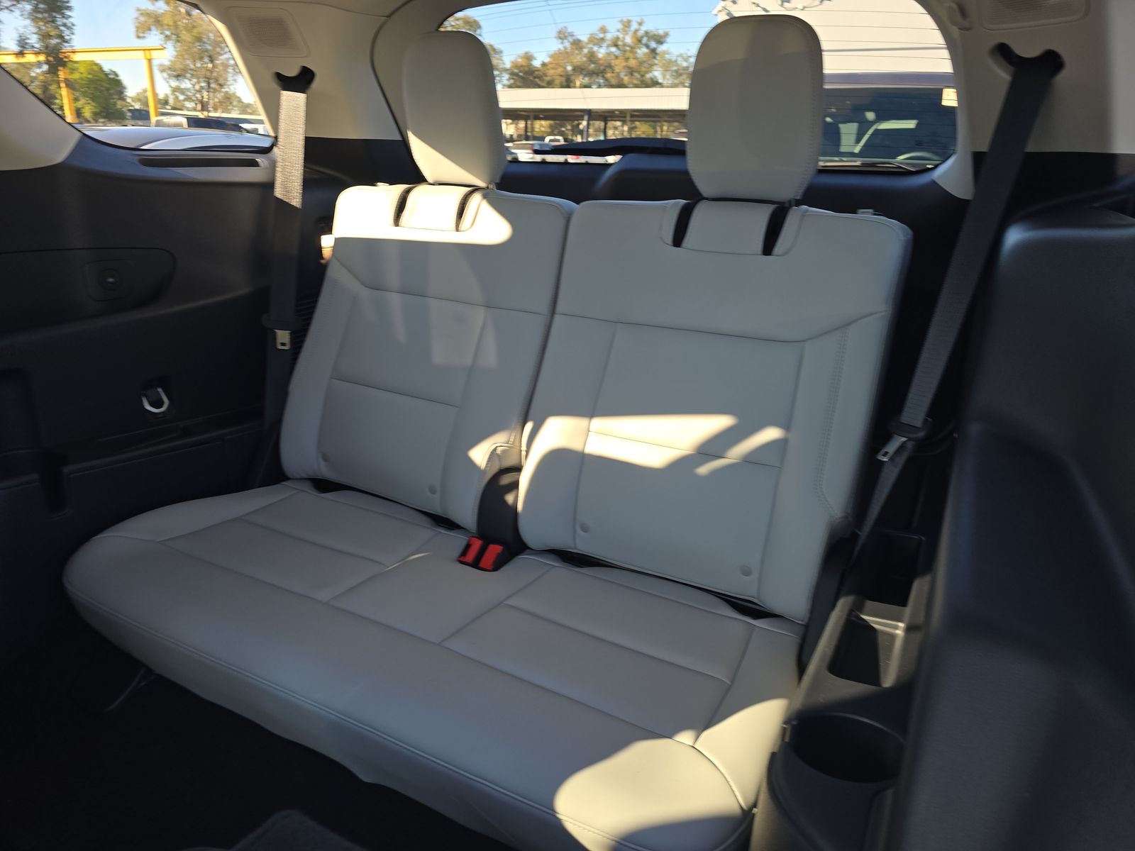 2025 Ford Explorer Platinum AWD