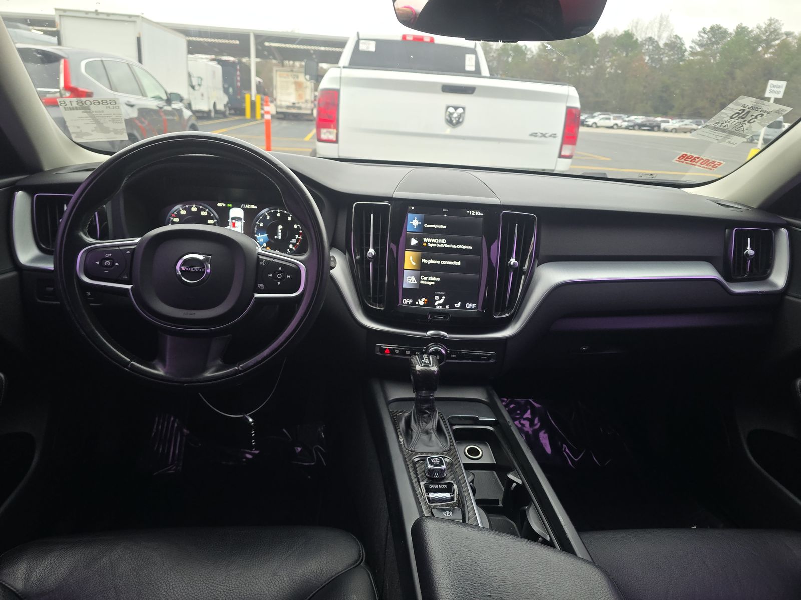 2018 Volvo XC60 T5 Momentum AWD