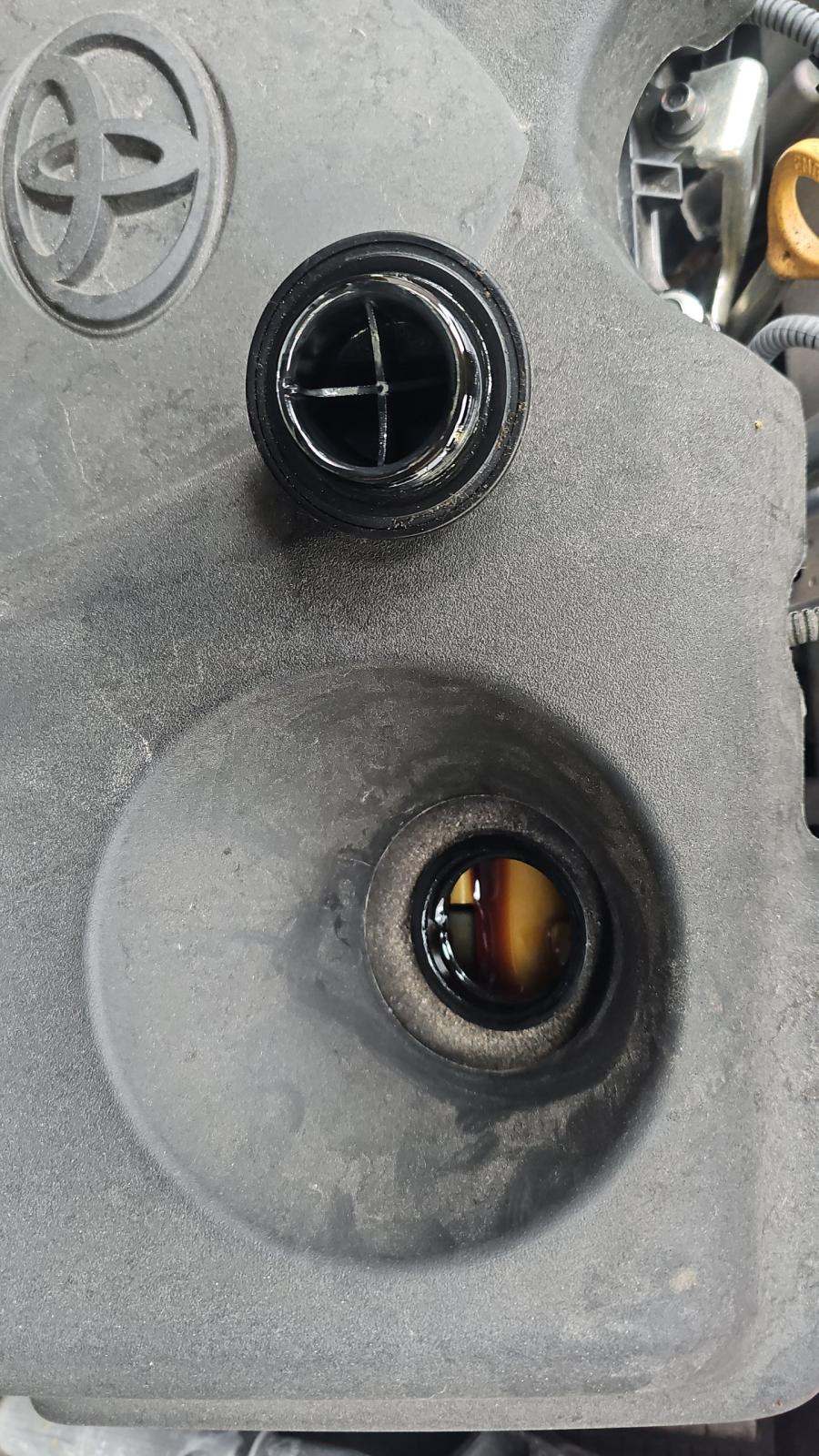 2024 Toyota Sienna LE FWD