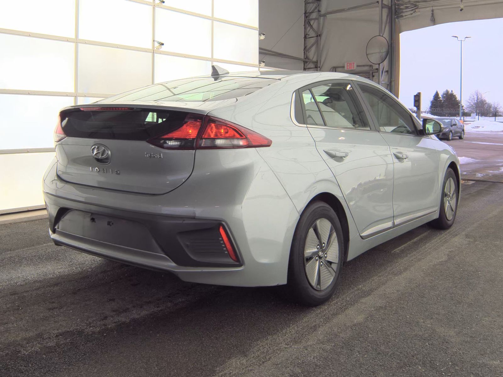 2022 Hyundai Ioniq Hybrid SE FWD