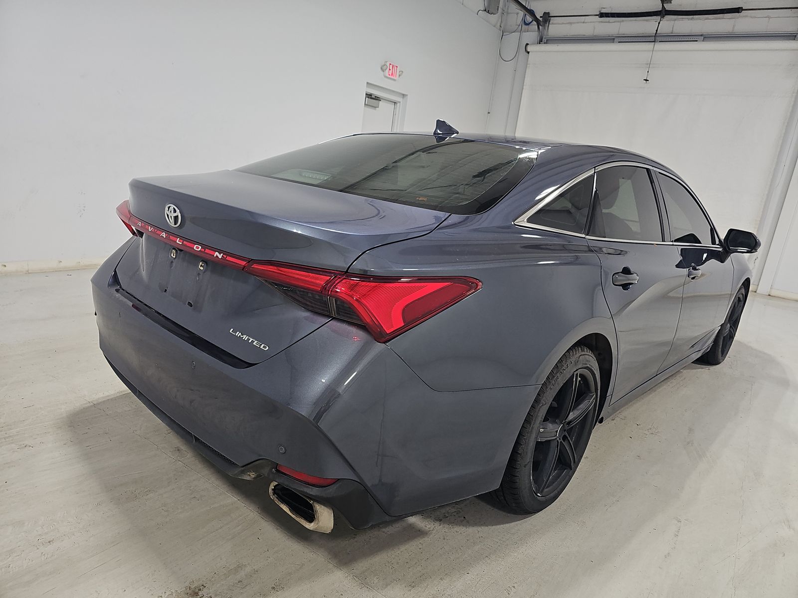 2019 Toyota Avalon Limited FWD