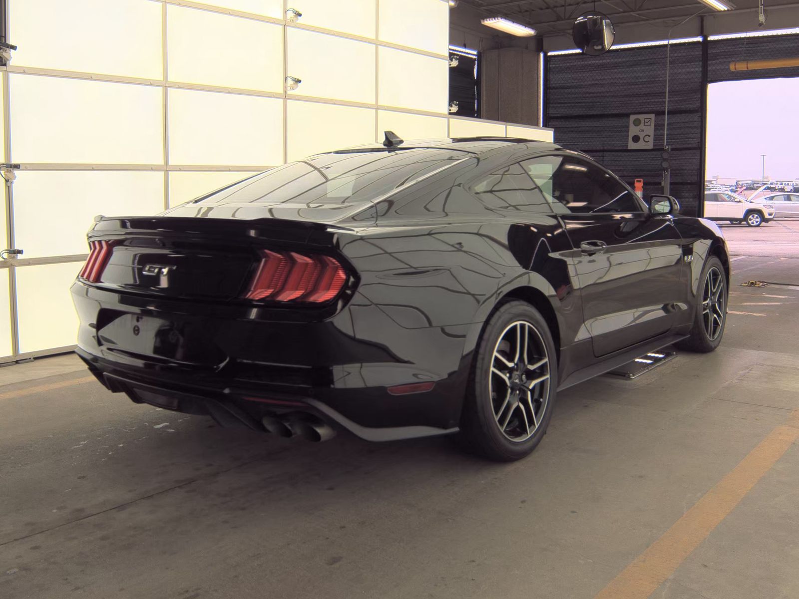 2022 Ford Mustang GT Premium RWD