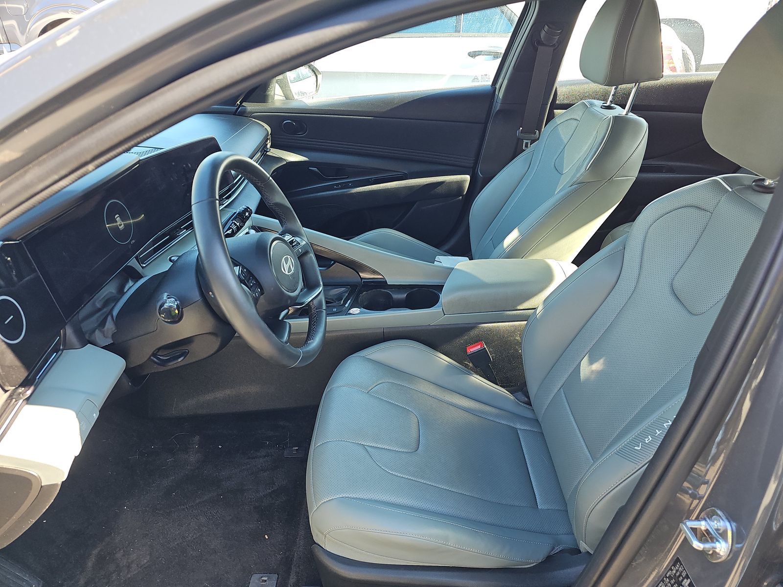 2025 Hyundai Elantra Hybrid Limited FWD