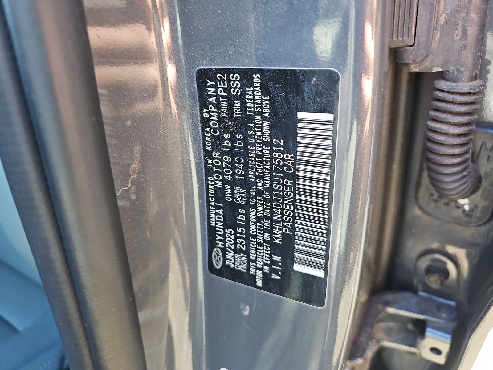 2025 Hyundai Elantra Hybrid Limited FWD