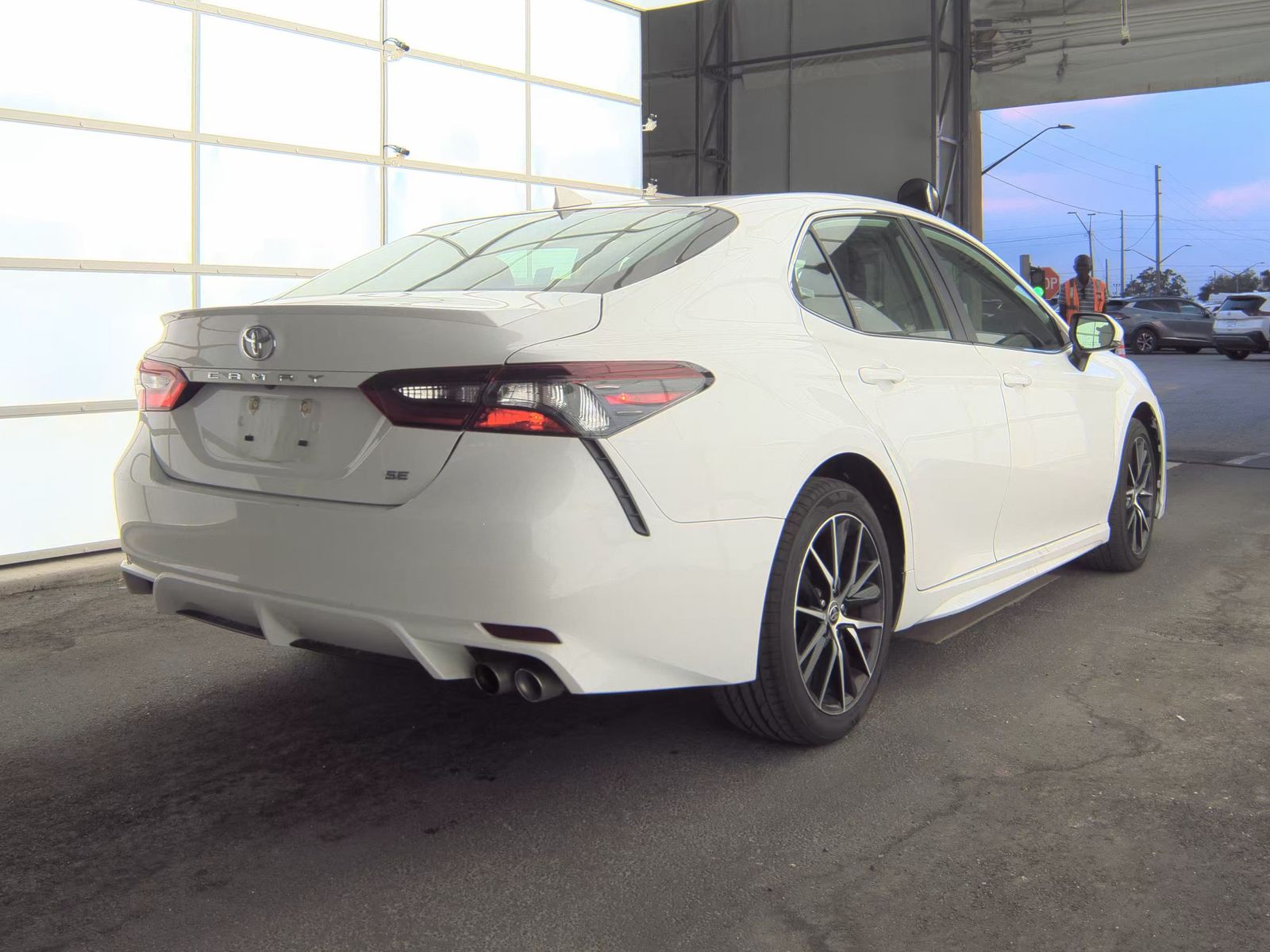 2024 Toyota Camry SE FWD