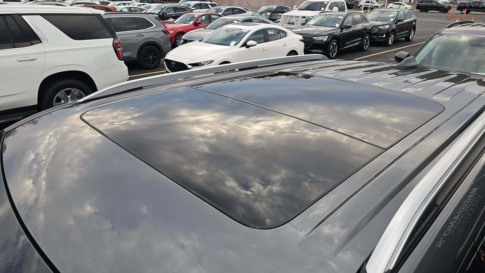 2025 Ford Explorer Platinum RWD