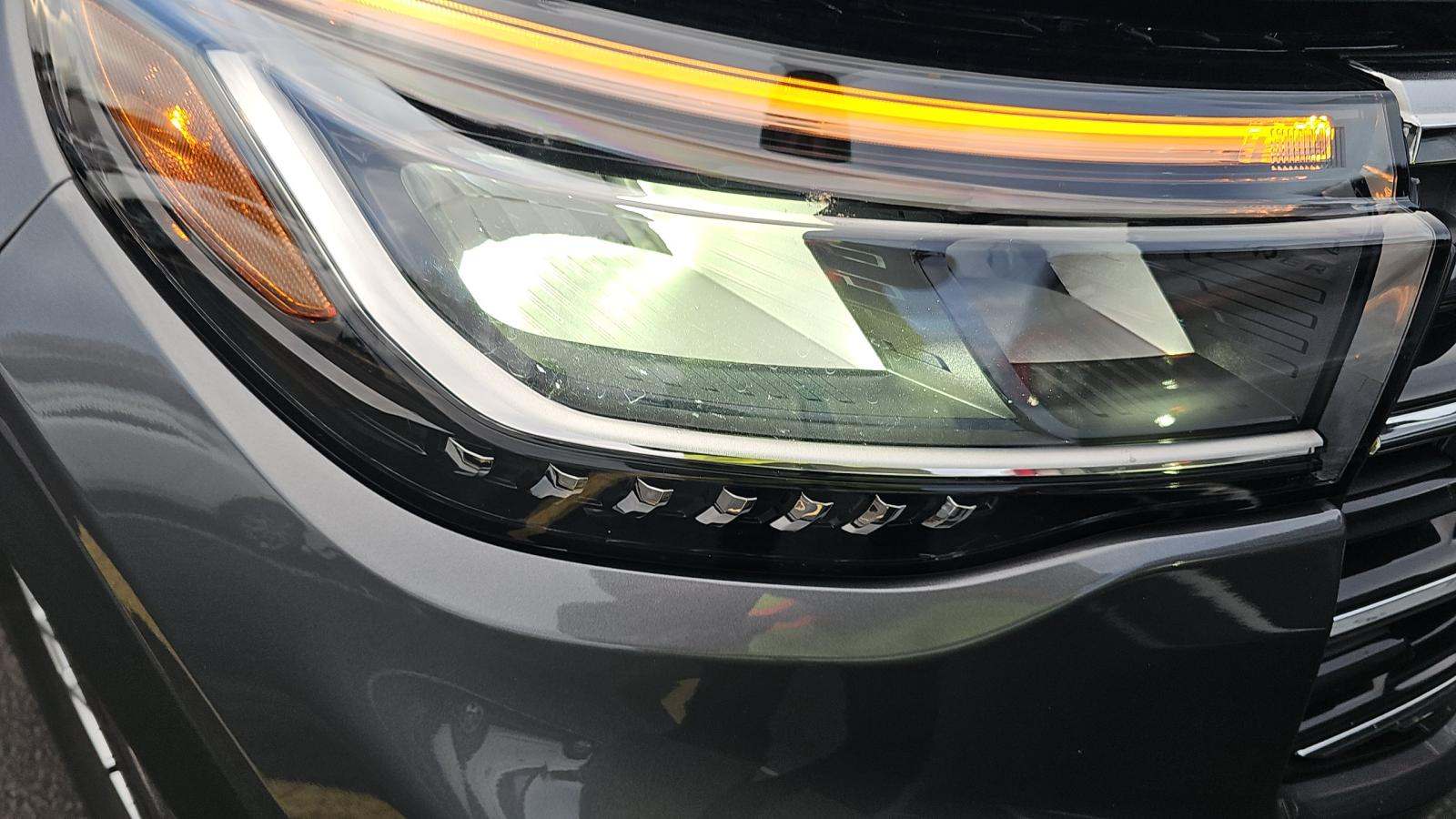 2025 Ford Explorer Active RWD