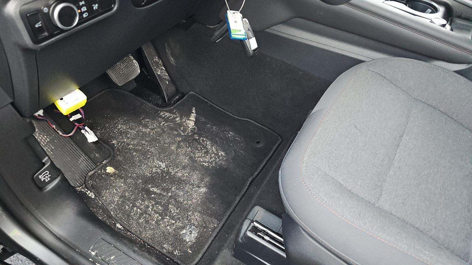 2025 Ford Explorer Active RWD