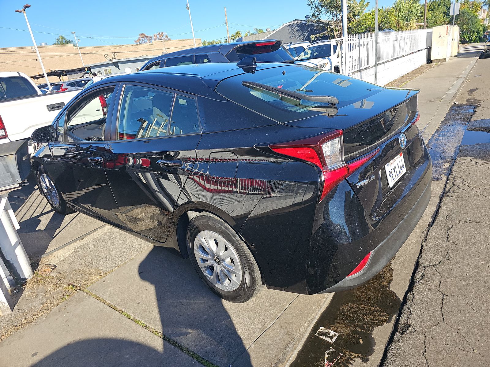 2021 Toyota Prius LE FWD