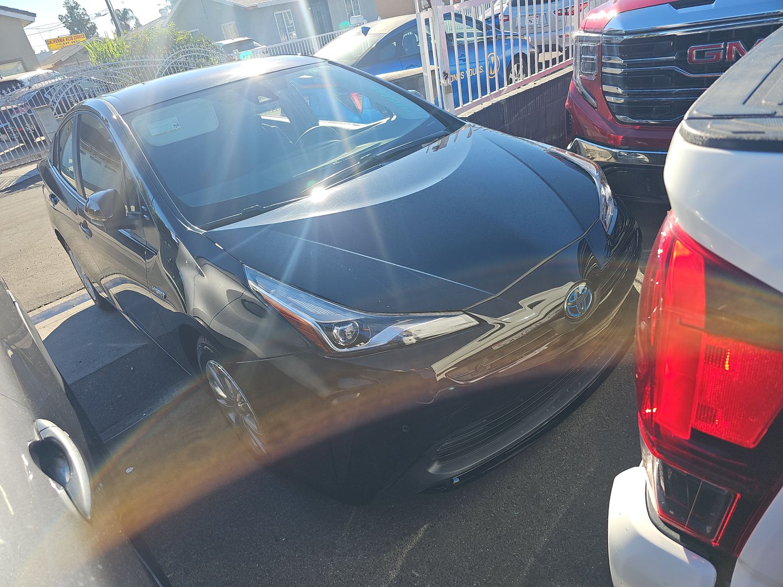 2021 Toyota Prius LE FWD