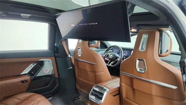 2023 BMW 7 Series 740i RWD