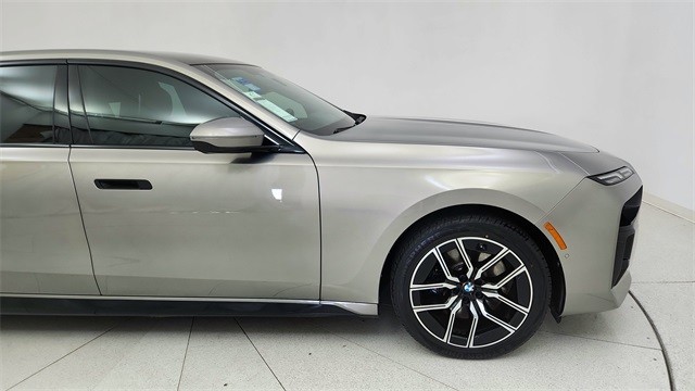 2023 BMW 7 Series 740i RWD