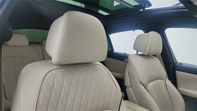 2023 BMW X6 xDrive40i AWD