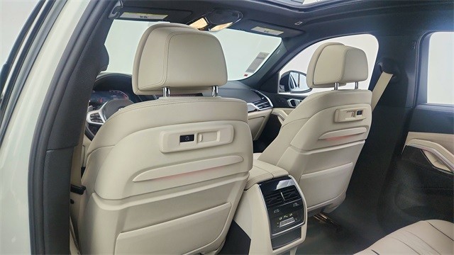 2023 BMW X6 xDrive40i AWD