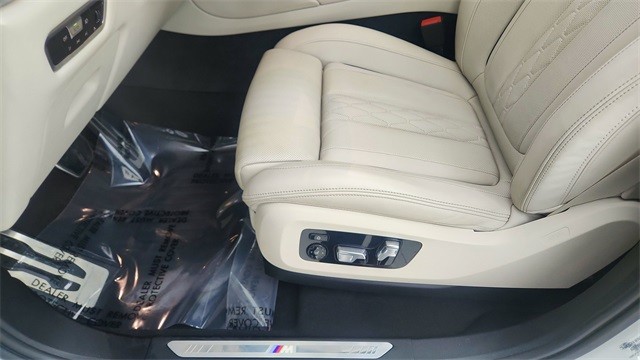 2023 BMW X6 xDrive40i AWD