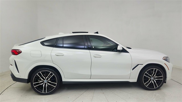 2023 BMW X6 xDrive40i AWD