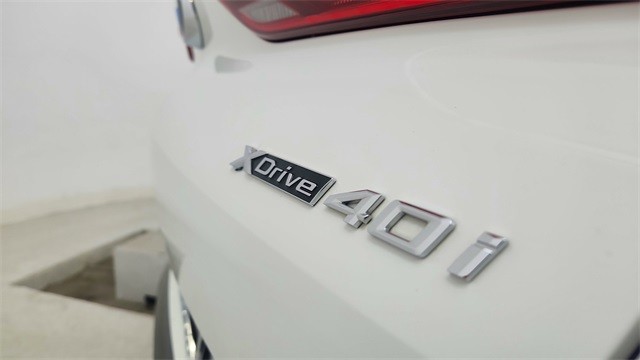 2023 BMW X6 xDrive40i AWD