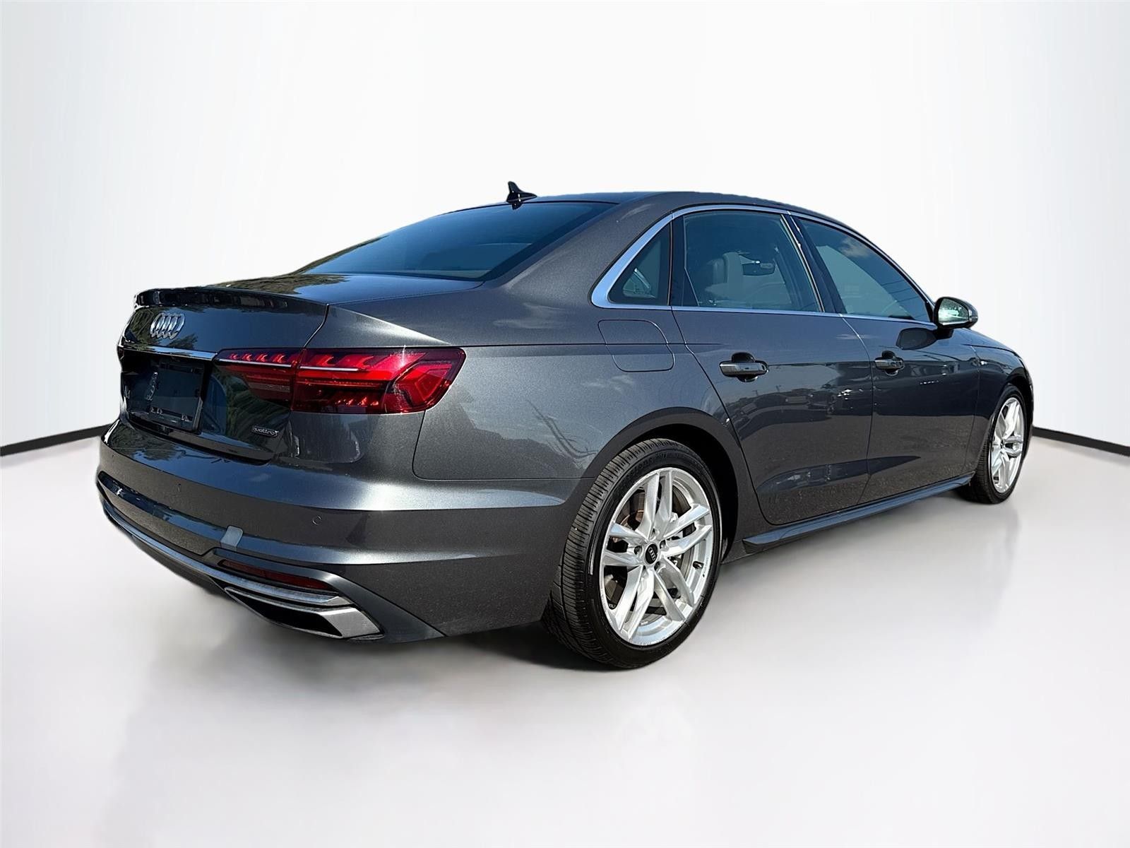 2022 Audi A4 S line Premium Plus AWD