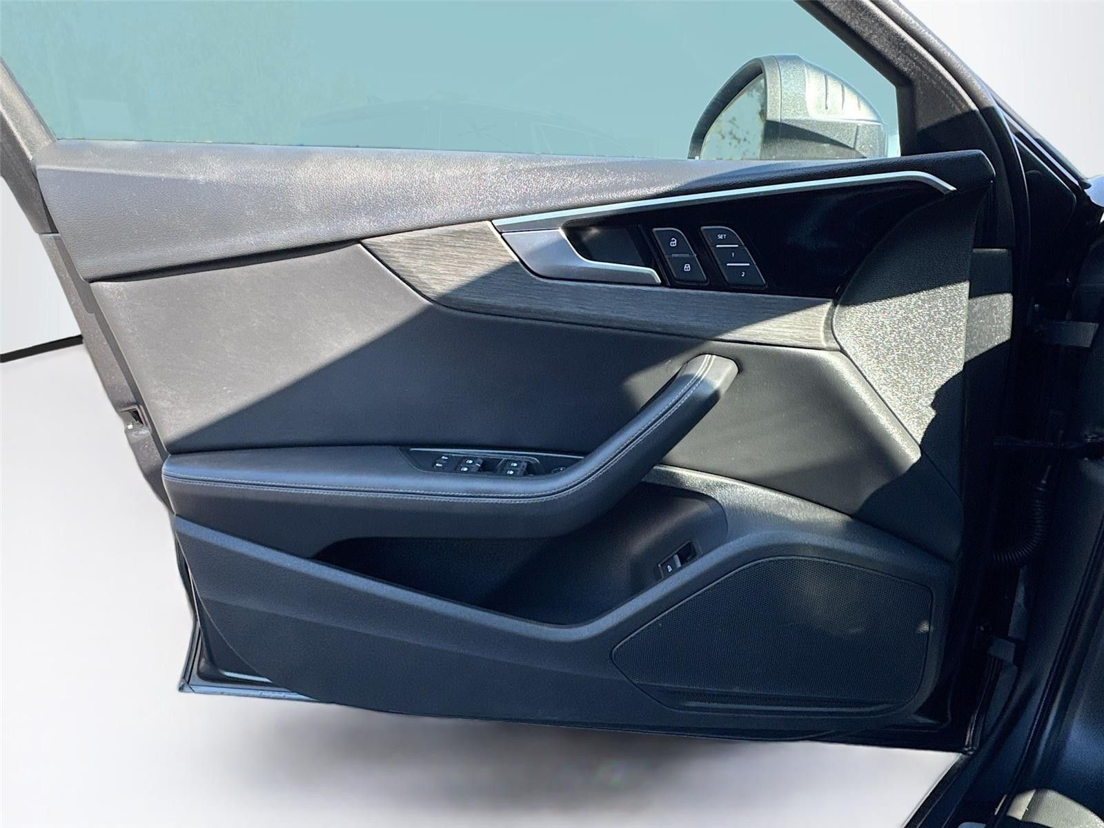 2022 Audi A4 S line Premium Plus AWD