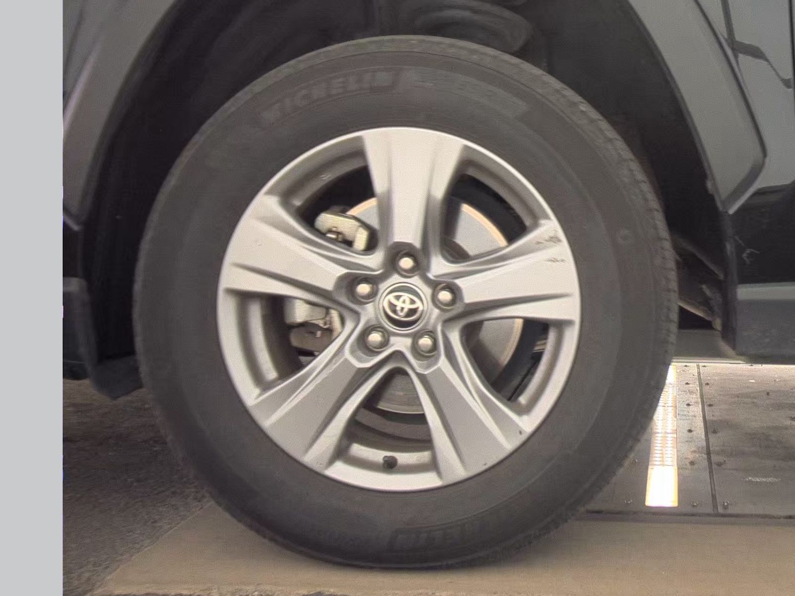 2024 Toyota RAV4 XLE AWD