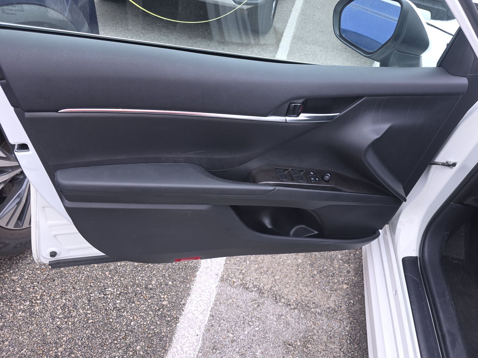 2024 Toyota Camry SE FWD