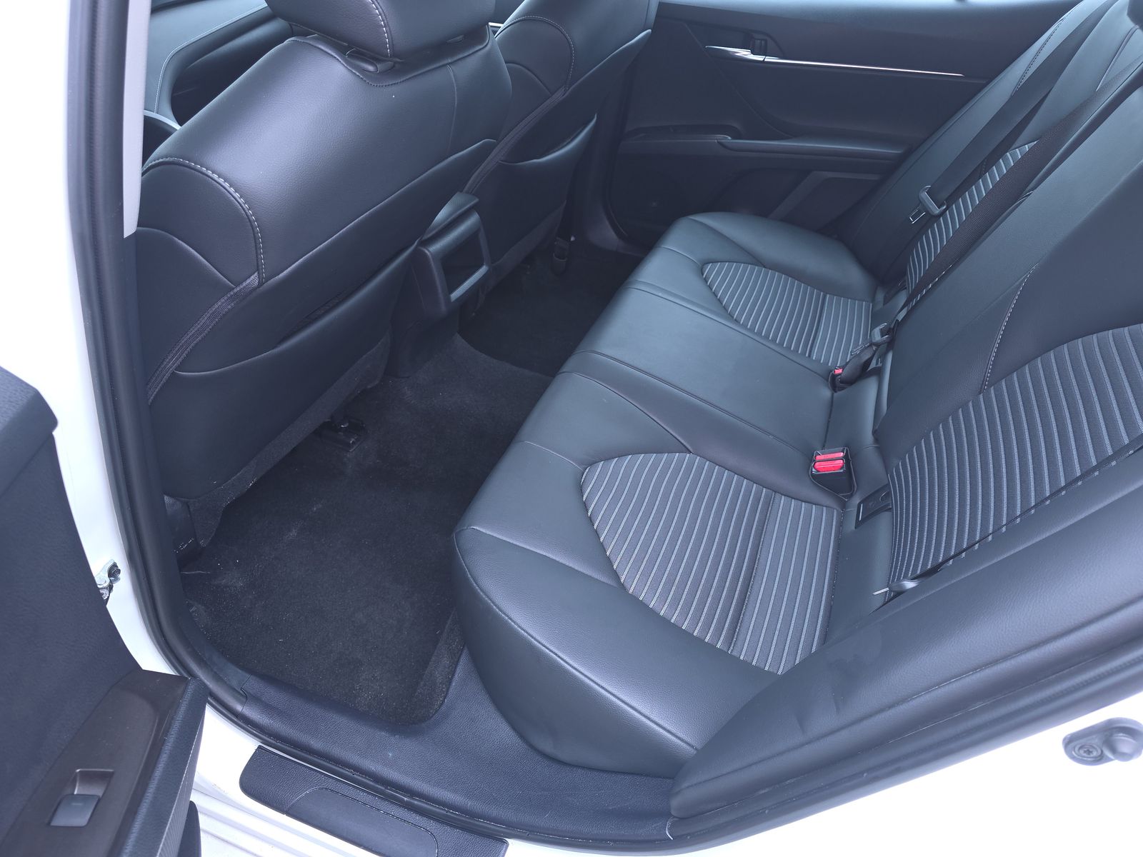 2024 Toyota Camry SE FWD