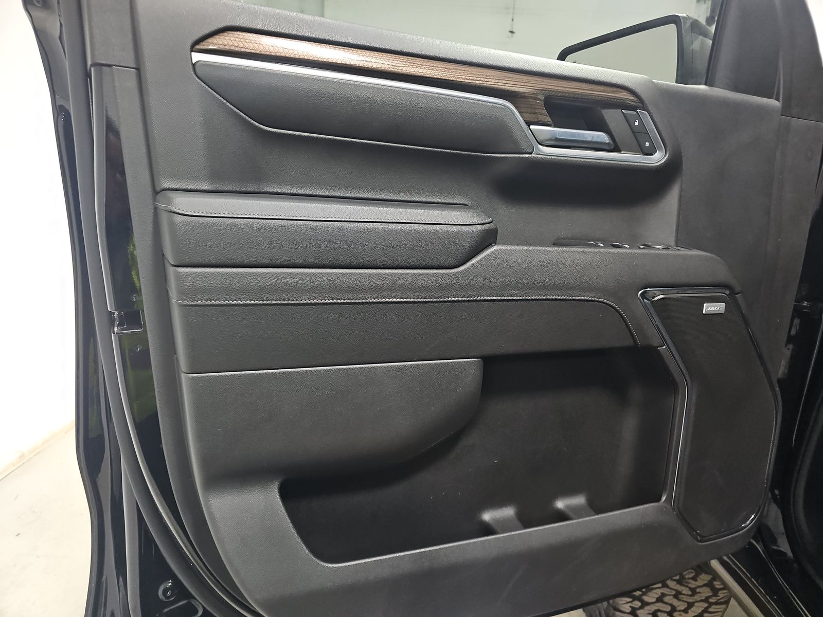 2023 Chevrolet Silverado 1500 RST AWD