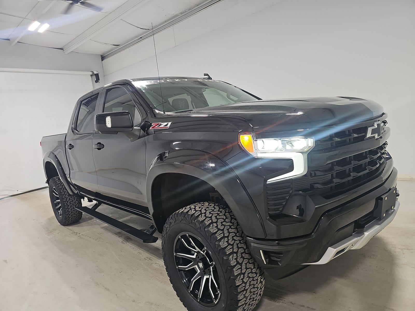 2023 Chevrolet Silverado 1500 RST AWD