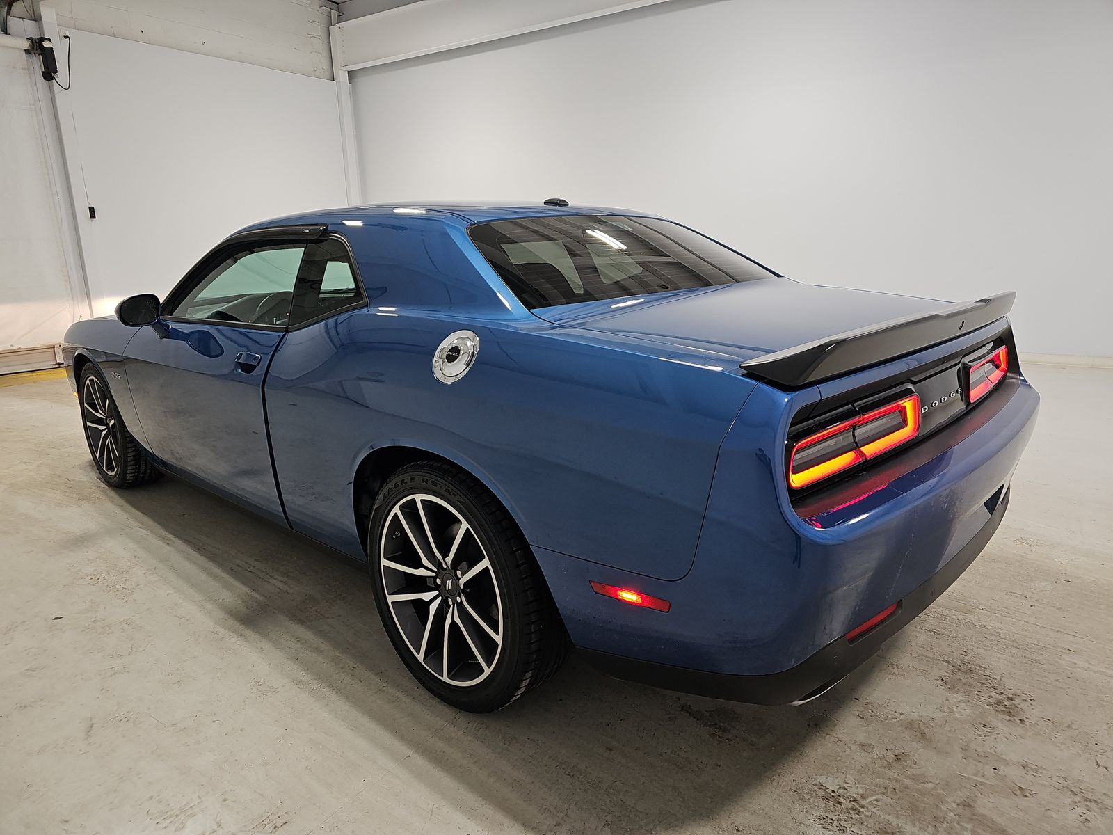 2023 Dodge Challenger R/T RWD