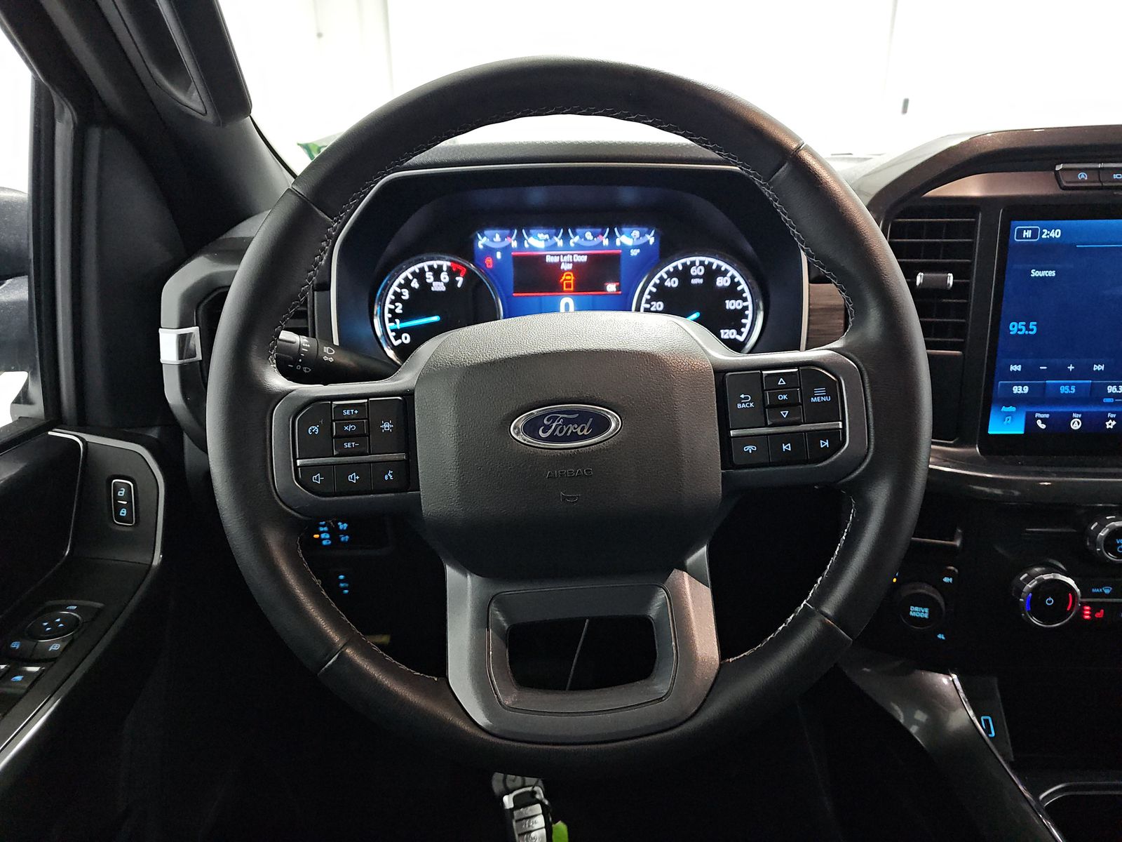 2023 Ford F-150 XLT AWD