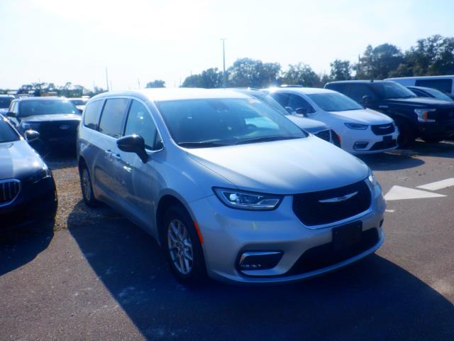 2024 Chrysler Pacifica Touring L FWD