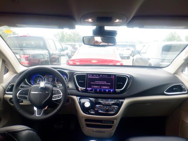 2024 Chrysler Pacifica Touring L FWD