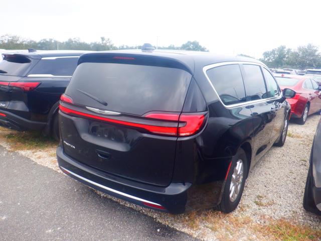 2024 Chrysler Pacifica Touring L FWD
