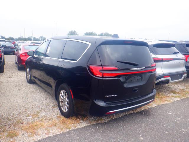 2024 Chrysler Pacifica Touring L FWD
