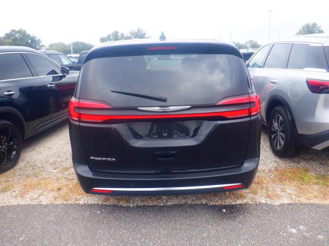 2024 Chrysler Pacifica Touring L FWD