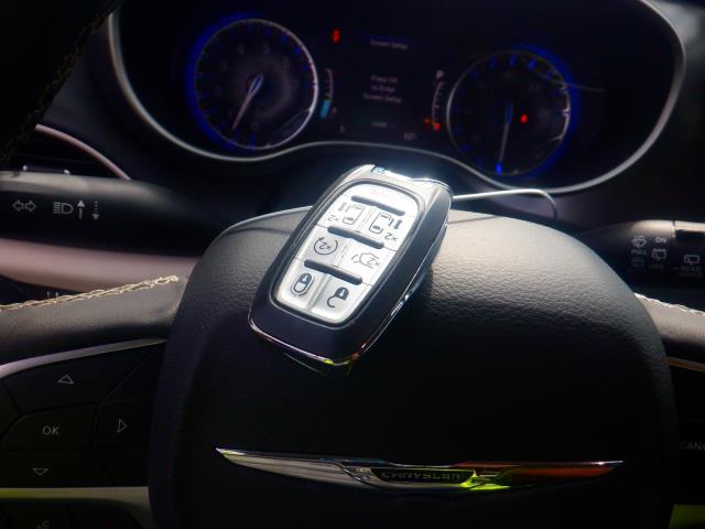 2024 Chrysler Pacifica Touring L FWD