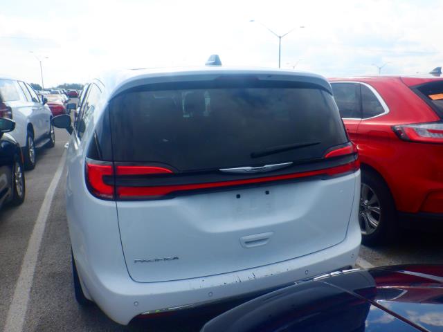 2024 Chrysler Pacifica Touring L FWD
