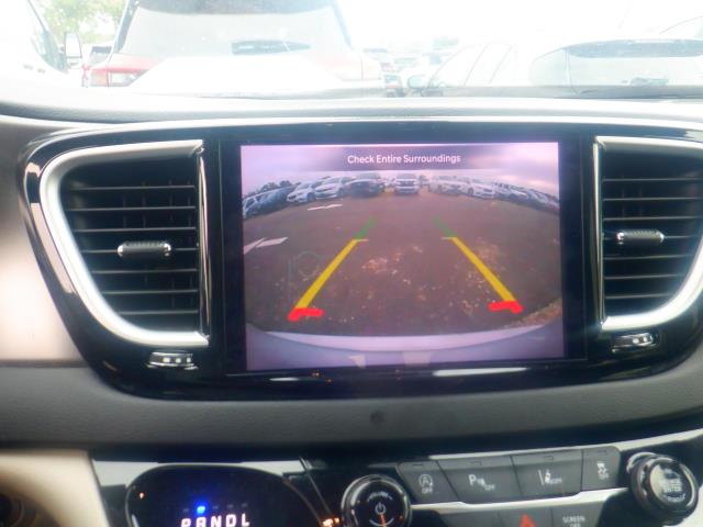 2024 Chrysler Pacifica Touring L FWD