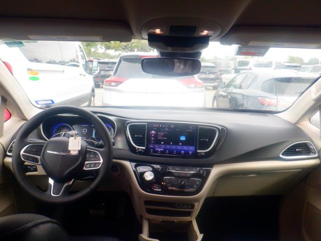 2024 Chrysler Pacifica Touring L FWD